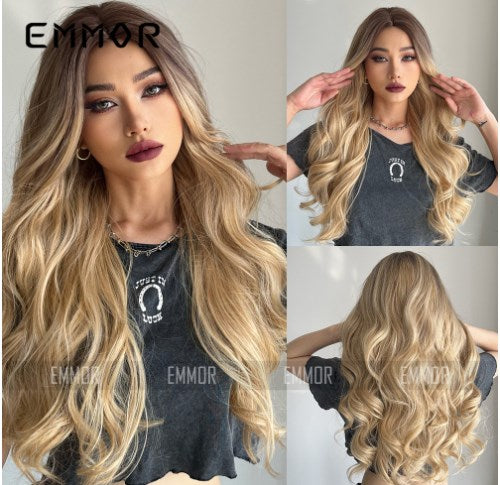 Magnifique perruque aux cheveux longs et bouclés